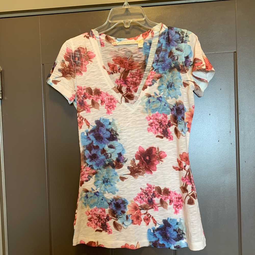Chelsea and Violet Small floral Tee